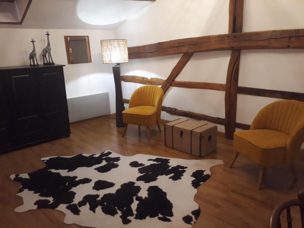 Maison De Campagne Avec Cheminee Et Exterieur La Neuville-aux-Bois Экстерьер фото