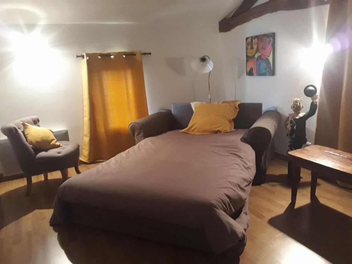 Maison De Campagne Avec Cheminee Et Exterieur La Neuville-aux-Bois Экстерьер фото
